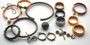 Cómo limpiar la bisutería