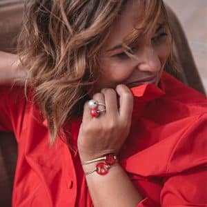 PULSERA VIRGEN DE LOS LLANOS METACRILATO ROJO