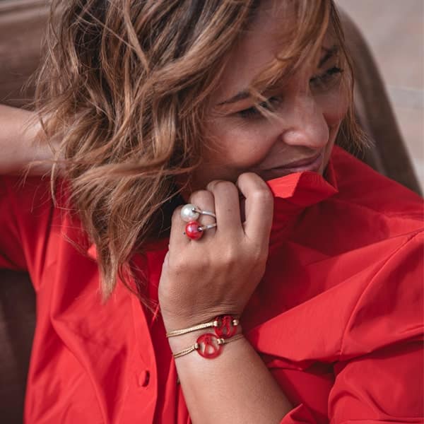 PULSERA VIRGEN DE LOS LLANOS METACRILATO ROJO